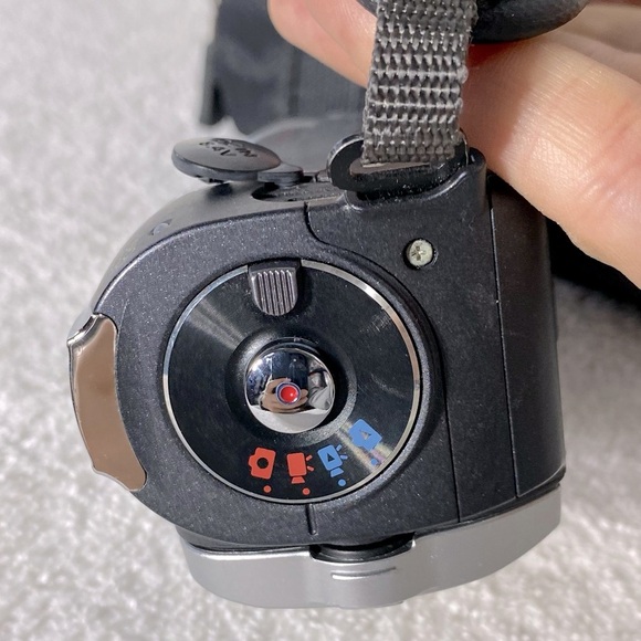 Canon FS100 Digital Video Camcorder Camera Silver Untested - Picture 9 of 16